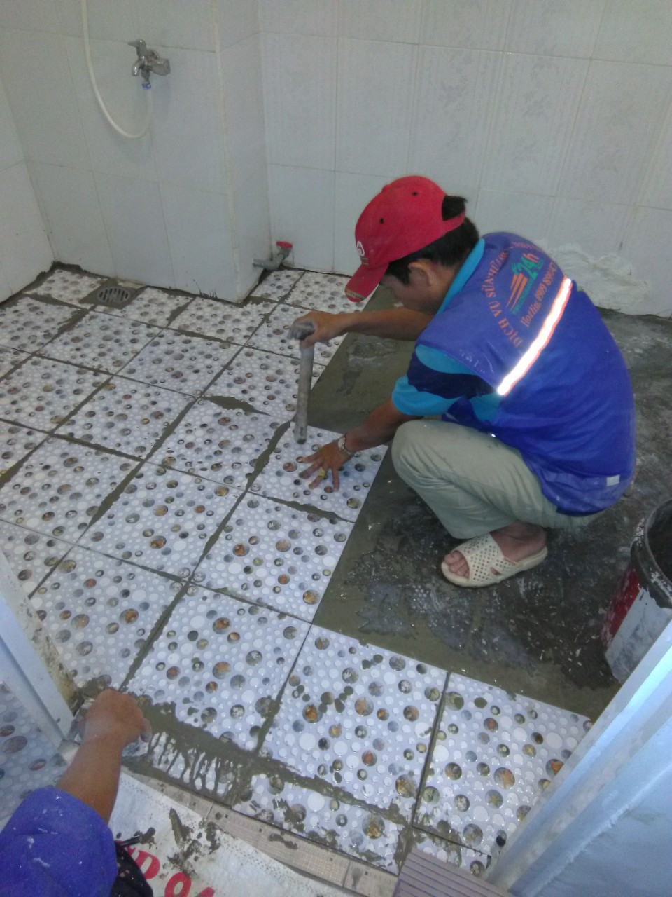 chong tham nha ve sinh 12