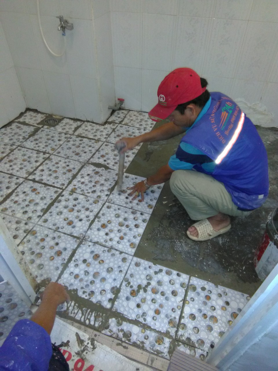 chong tham nha ve sinh 13